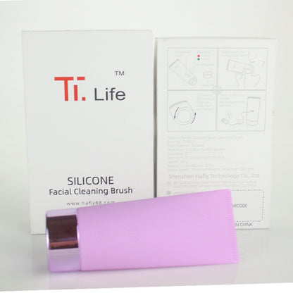 Silicone face cleanser
